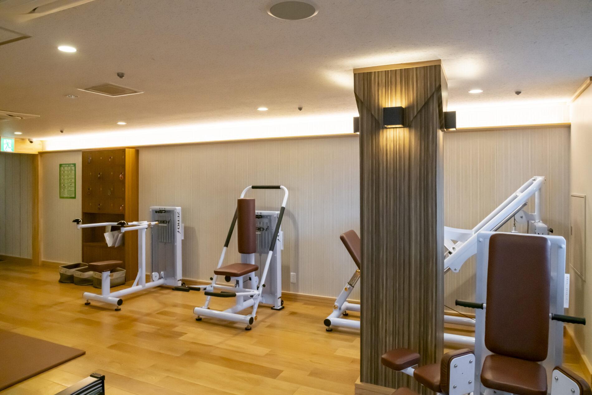 stretch room
